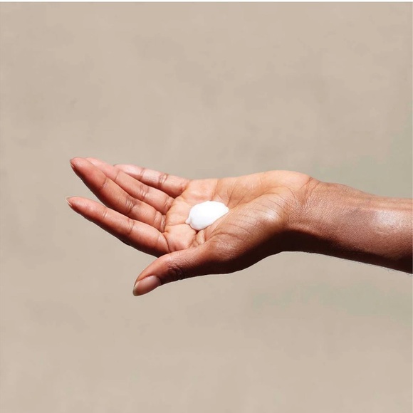 Pattern | curl gel
medium hold & flake-free - Picture 8 of 8